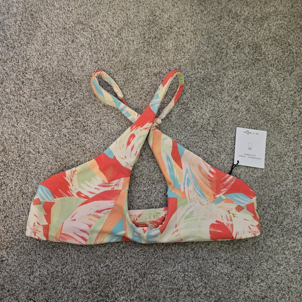 NWT Skatie Top